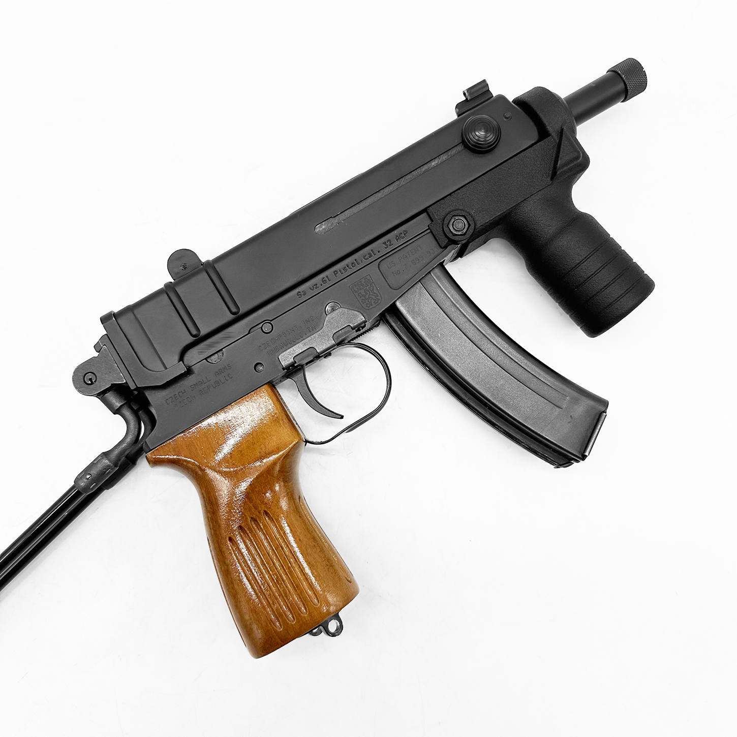 vz-61-skorpion-foregrip-module-02